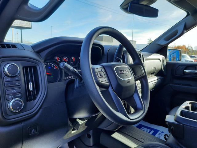 2024 GMC Sierra 1500 Pro dans Autos et camions  à Bridgewater - Image 2