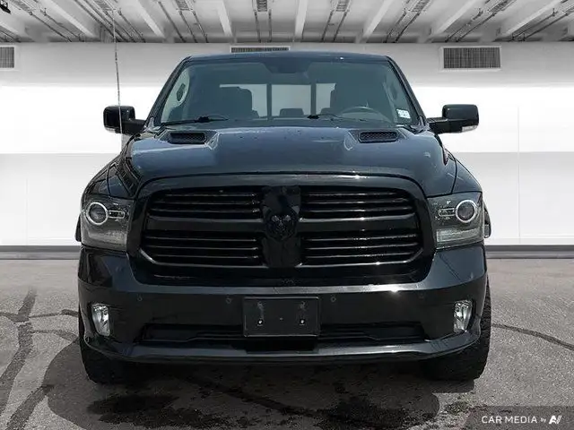2016 Ram 1500 Sport 5.7L Crew Cab | Alpine Speakers | Sunroof in Cars & Trucks in Winnipeg - Image 9