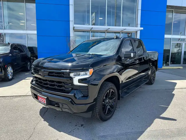 2023 Chevrolet Silverado 1500 RST LEATHER! LOADED!! LOW MILEAGE! dans Autos et camions dans Région de Markham/York - Image 2