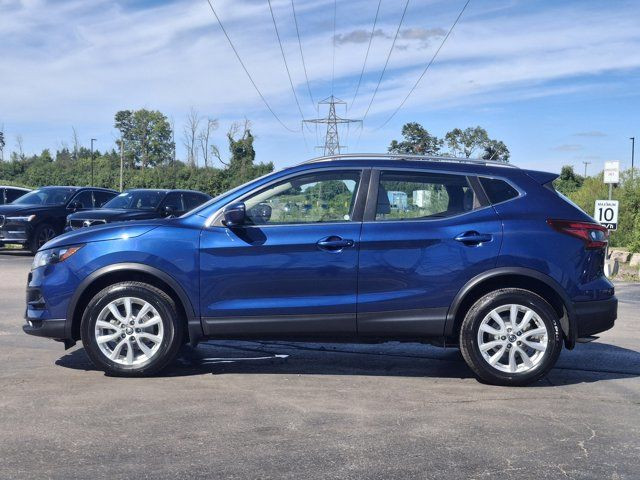 2022 Nissan Qashqai SV | Sunroof | Heated Seats + Steering in Cars & Trucks in Guelph - Image 2