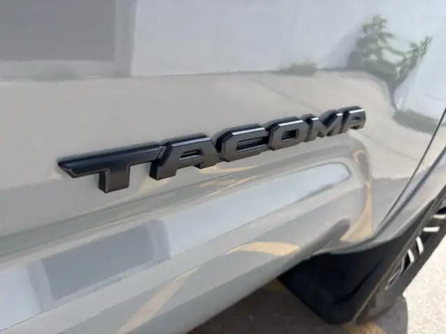 2021 Toyota TACOMA SR5 4x4 Double Cab Super in Cars & Trucks in Calgary - Image 34