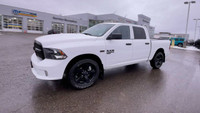 Four Wheel Drive. Cloth Interior. 8.4 Inch Touchscreen. Bluetooth. Apple CarPlay/Android Auto. Remot... (image 4)