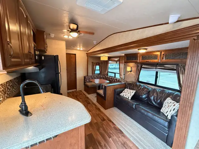 2015 Forest River Wildwood 402QBQ Destination Home in Park Models in St. Albert - Image 14