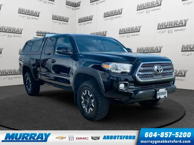 2016 Toyota Tacoma SR5 Access Cab | V6 | 6spd Manual Transmissio in Cars & Trucks in Abbotsford - Image 4