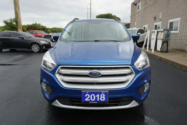 2018 Ford Escape in Cars & Trucks in Oakville / Halton Region - Image 3