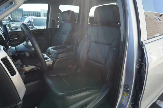 2015 GMC Sierra 2500HD in Cars & Trucks in Oakville / Halton Region - Image 15