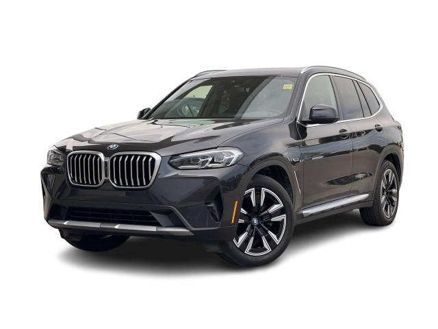 2022 BMW X3 in Cars & Trucks in Calgary