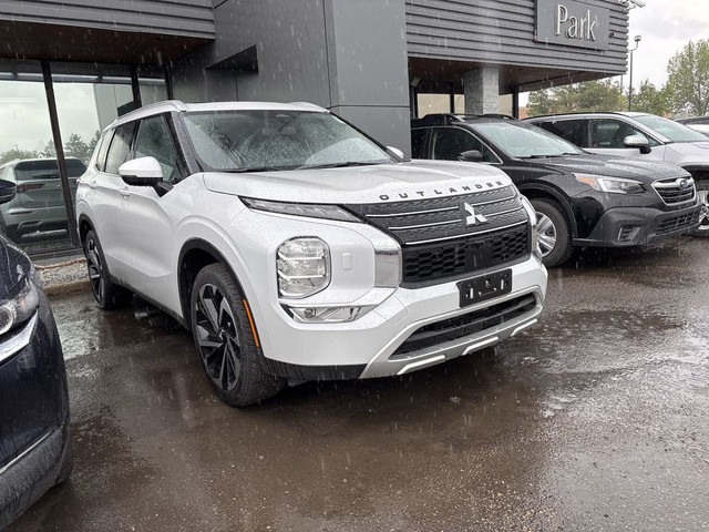 2023 Mitsubishi Outlander in Cars & Trucks in Strathcona County