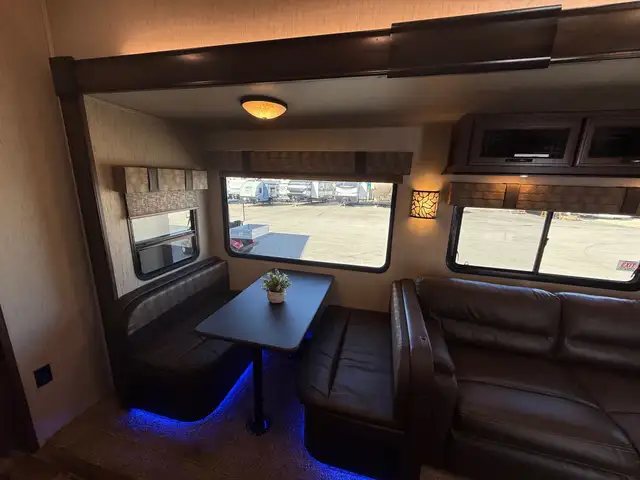 2019 Forest River Sandpiper 404QBWD  in Park Models in St. Albert - Image 21