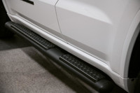 Experience the perfect balance of style, capability, and comfort with the 2020 Jeep Grand Cherokee A... (image 8)