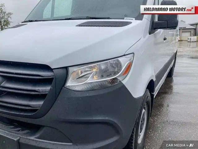 2024 Mercedes-Benz Sprinter in Cars & Trucks in Hamilton - Image 12