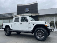  2022 Jeep Gladiator Overland 4WD LEATHER NAVI CAMRA LIFTED NEW 