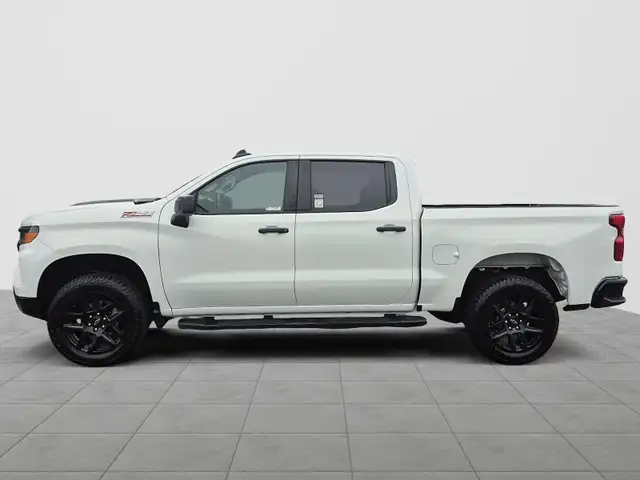 2023 Chevrolet Silverado 1500 Custom Trail Boss Custom Trail... in Cars & Trucks in Fredericton - Image 8