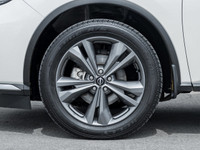 Experience the refined luxury and effortless performance of this 2023 Nissan Murano Platinum. This m... (image 3)