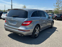 2012 MERCEDES BENZ R-350 BLUETEC DIESEL LOW KM AMAZING SHAPE 7 PASSENGER CERTIFICATION INCLUDED !!!!... (image 2)