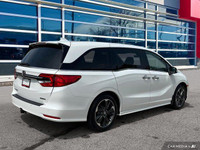 Recent Arrival! Looking for a top of the line reliable Van for your whole family? Then check out thi... (image 6)