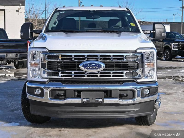 2025 Ford F-350 Super Duty XLT in Cars & Trucks in Edmonton - Image 2