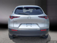 Le Mazda CX-30 GS AWD 2021 se distingue par son style raffiné et sa silhouette dynamique qui s'inscr... (image 5)