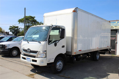 2016 Hino 195 Commercial Diesel Power liftgate