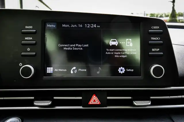 2021 Hyundai Elantra Preferred IVT • HEATED SEATS/STEERING • CP/ in Cars & Trucks in Kingston - Image 21