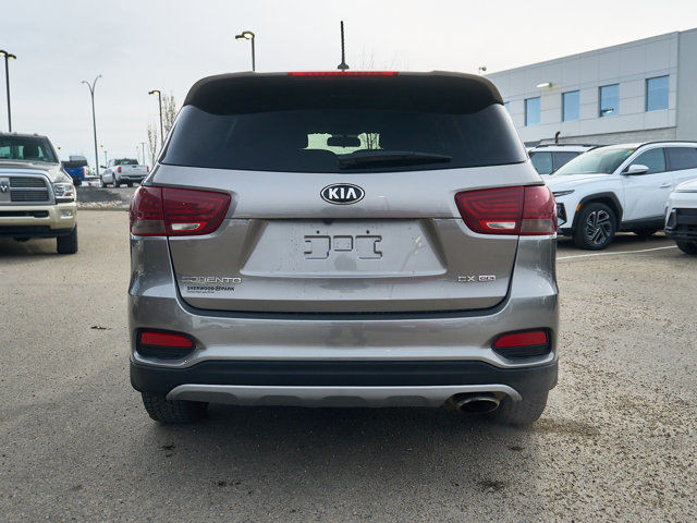 2019 Kia Sorento EX 2.4 | Awd | Heated Seats and Steering Wheel in Cars & Trucks in Edmonton - Image 4