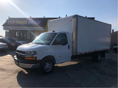  2020 Chevrolet Express 3500 16 Foot Box, Roll Out Ramp, Low Kms
