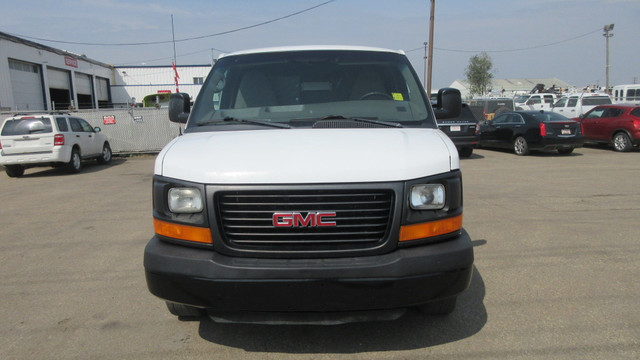 2013 GMC Savana 3500 EXTENDED CARGO VAN in Cars & Trucks in Edmonton - Image 3