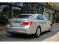 2007 Lexus ES350 Lexus ES sedan with 115,000 kilometers from new. Powered by a 3.5l V6 engine produc... (image 5)