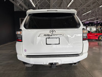 Toyota 4Runner SR5 2022 – Blanc, 44 682 km! Construit pour l’aventure. Confortable sur route, robust... (image 6)