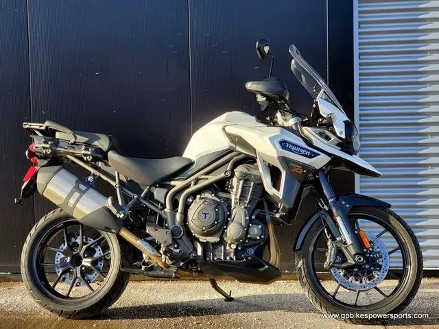 2017 Triumph Tiger Explorer XRX Crystal White in Street, Cruisers & Choppers in Oshawa / Durham Region - Image 3