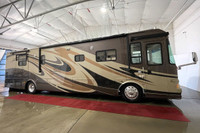 The 2007 Triple E Empress Elite 4004 is a luxury Class A diesel motorhome designed for superior comf... (image 3)
