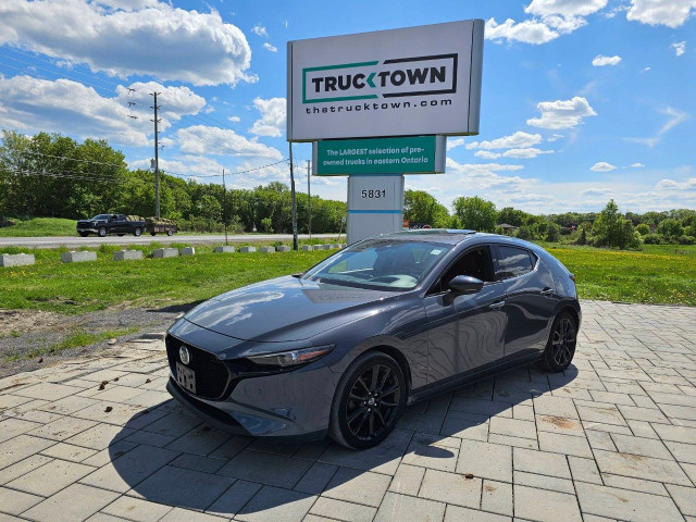 2021 Mazda Mazda3 Sport in Cars & Trucks in Ottawa