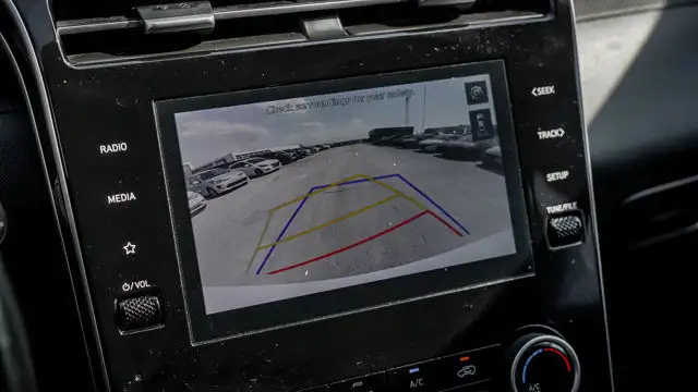 2022 Hyundai Tucson Preferred AWD | Heated Steering Wheel dans Autos et camions dans Guelph - Image 22