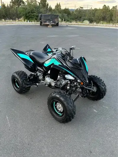 APPLY NOW: https://www.ridecollective.ca/get-pre-approved The 2023 YAMAHA RAPTOR 700R is a top-tier...