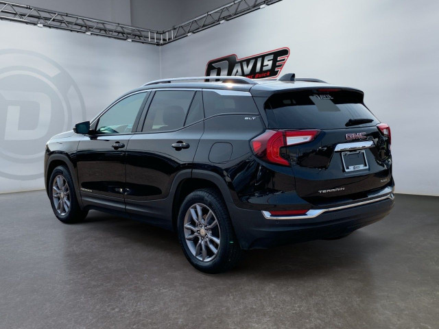 2022 GMC Terrain in Cars & Trucks in Medicine Hat - Image 3