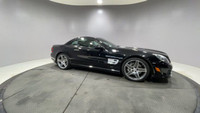 NAVIGATION, CONVERTIBLE HARDTOP, LEATHER SEATS, REAR PARKING AID, HEATED MIRRORS Meet the pinnacle o... (image 5)