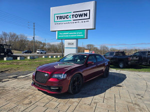 2023 Chrysler 300 300C 300C RWD