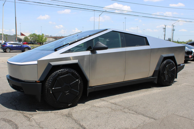 2024 Tesla Cybertruck in Cars & Trucks in Oakville / Halton Region - Image 3