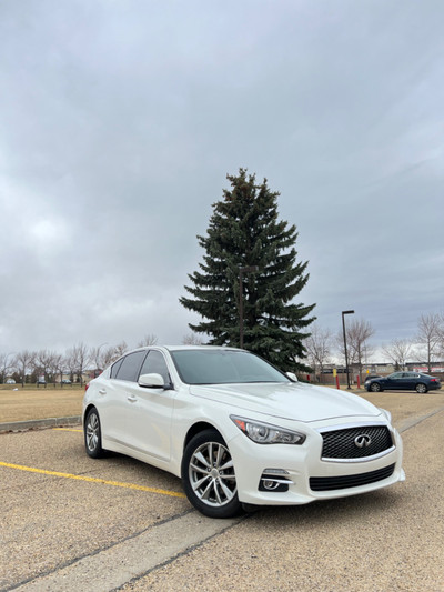 2014 Infiniti Q50 Premium