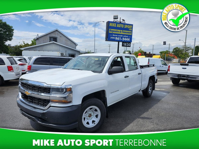 Chevrolet Silverado 1500 Camion de travail cabine multiplace 143 in Cars & Trucks in Laval / North Shore