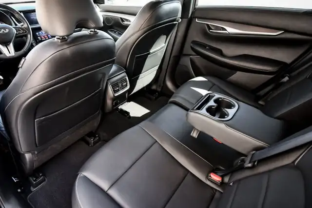 2020 INFINITI QX50 PURE AWD - Sunroof - Heated Seats in Cars & Trucks in Ottawa - Image 31