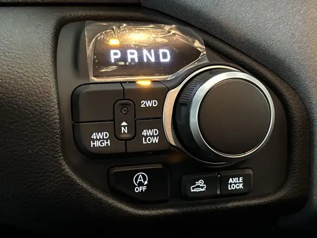 2025 Ram 1500 Warlock | Apple CarPlay in Cars & Trucks in Edmonton - Image 21