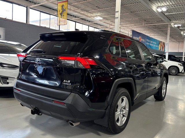 2021 Toyota RAV4 Hybrid XLE|AWD|ALLOYS|SUNROOF|BACKUPCAM|+++ in Cars & Trucks in City of Toronto - Image 4