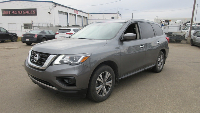 2020 Nissan Pathfinder S, 4X4 WITH MINOR HAIL DAMAGE in Cars & Trucks in Edmonton - Image 2