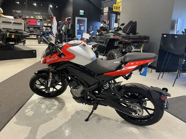 2025 CFMOTO 300NK in Street, Cruisers & Choppers in Calgary - Image 6