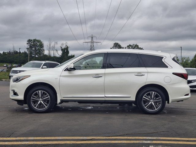 2018 INFINITI QX60 AWD | Leather | Sunroof | Rear Camera in Cars & Trucks in Guelph - Image 2