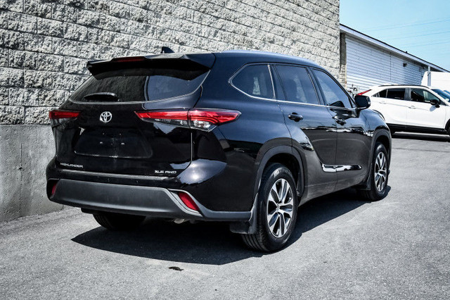 2020 Toyota Highlander XLE • SUNROOF • HEATED LEATHER • CP/AA in Cars & Trucks in Ottawa - Image 3