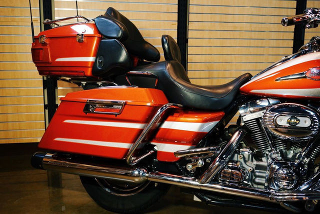 2008 Harley-Davidson Screaming Eagle Ultra in Street, Cruisers & Choppers in Medicine Hat - Image 4