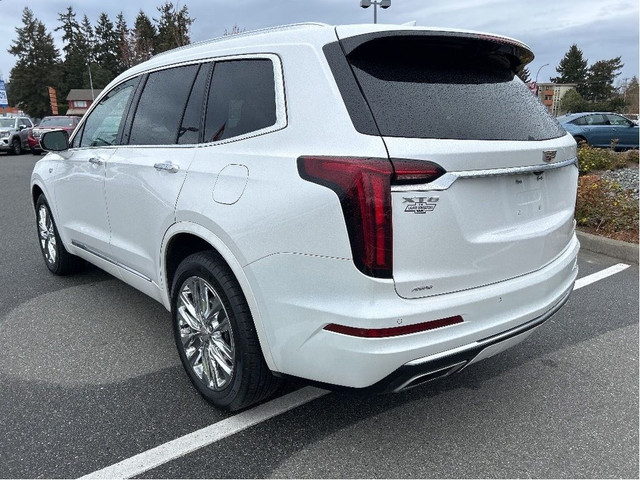  2022 Cadillac XT6 in Cars & Trucks in Nanaimo - Image 3