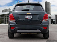 This 2019 Chevrolet Trax LT SUV offers impressive fuel efficiency thanks to its responsive 1.4L Ecot... (image 4)